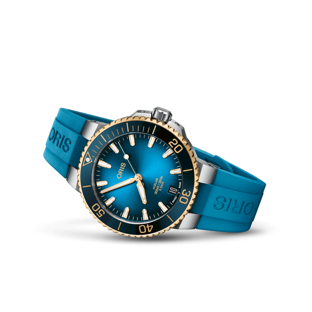 Aquis Date Calibre 400 41.5mm Blue Dial With Markers Caoutchouc Strap Blue