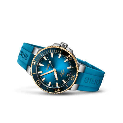 Aquis Date Calibre 400 41.5mm Blue Dial With Markers Caoutchouc Strap Blue