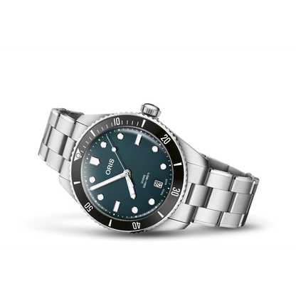 Divers Date 39mm Blue Dial Steel Case and Bracelet