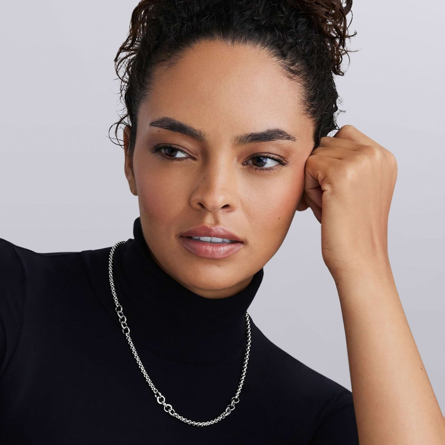 Caviar 3-Station 5-Ring Chain Necklace Adjustable 18-