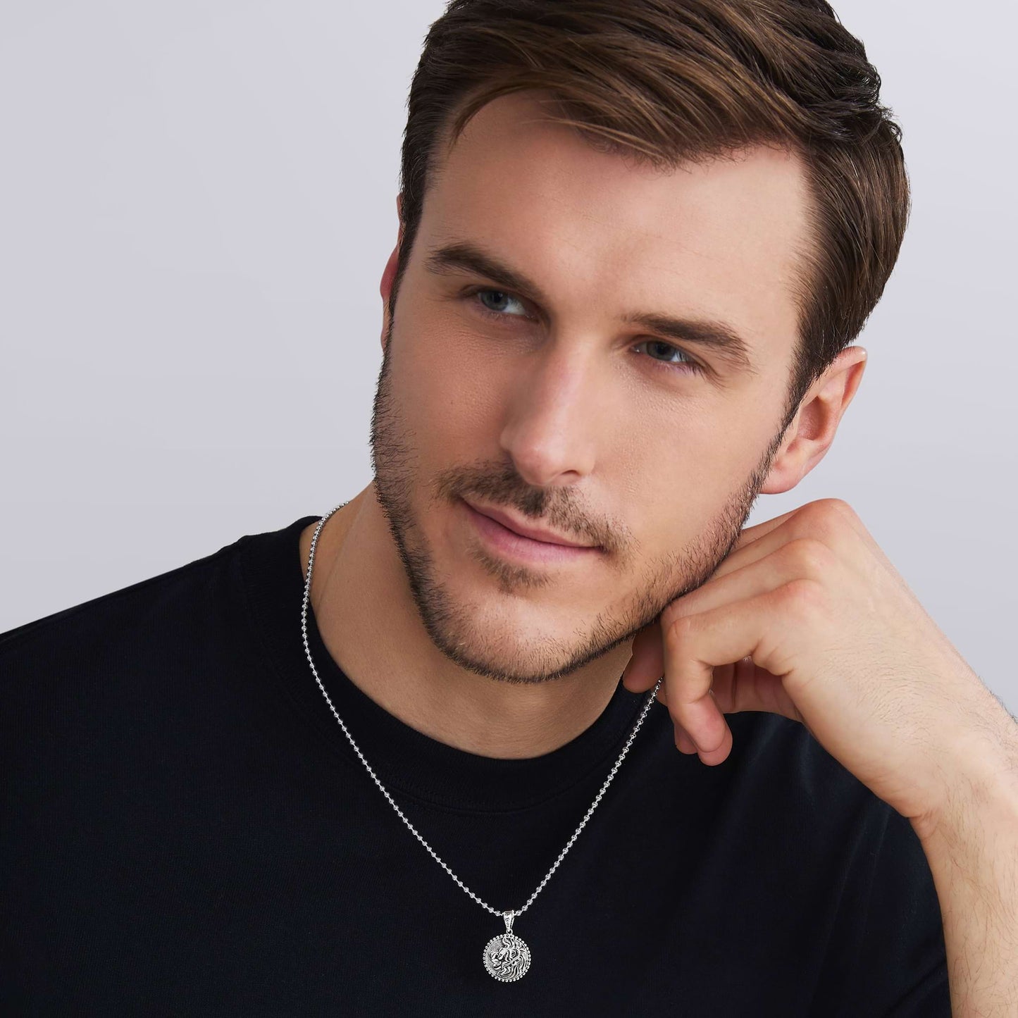 Mens Small Lion Circle Amulet