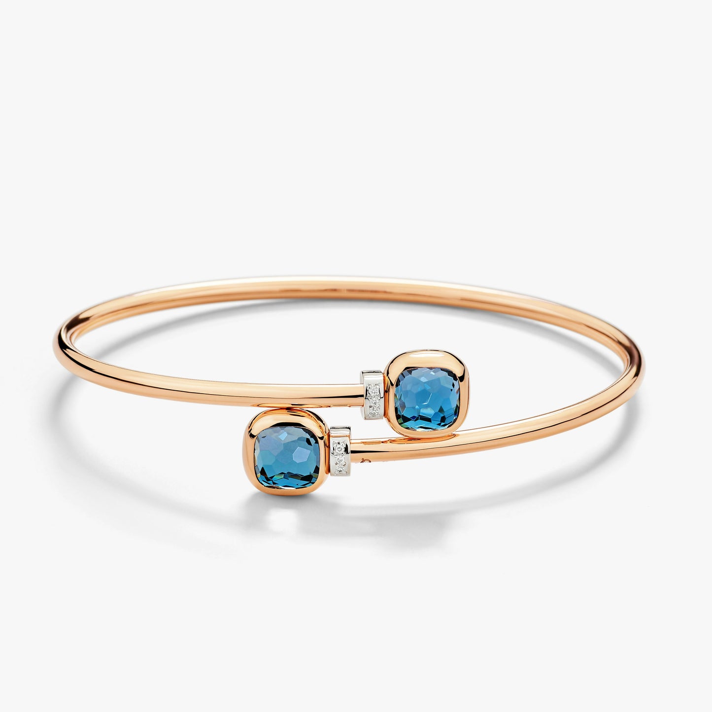 Pomellato Nudo Mini Bangle London Blue Topaz And Diamond Ends Wrap
