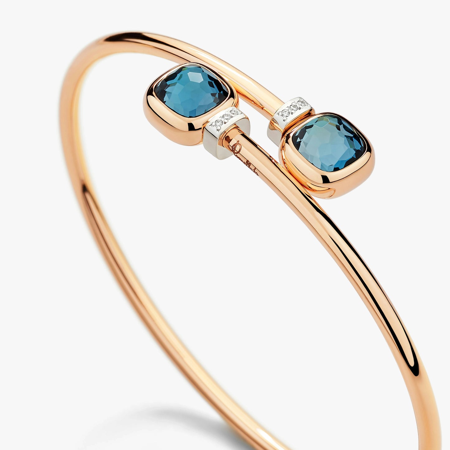 Pomellato Nudo Mini Bangle London Blue Topaz And Diamond Ends Wrap