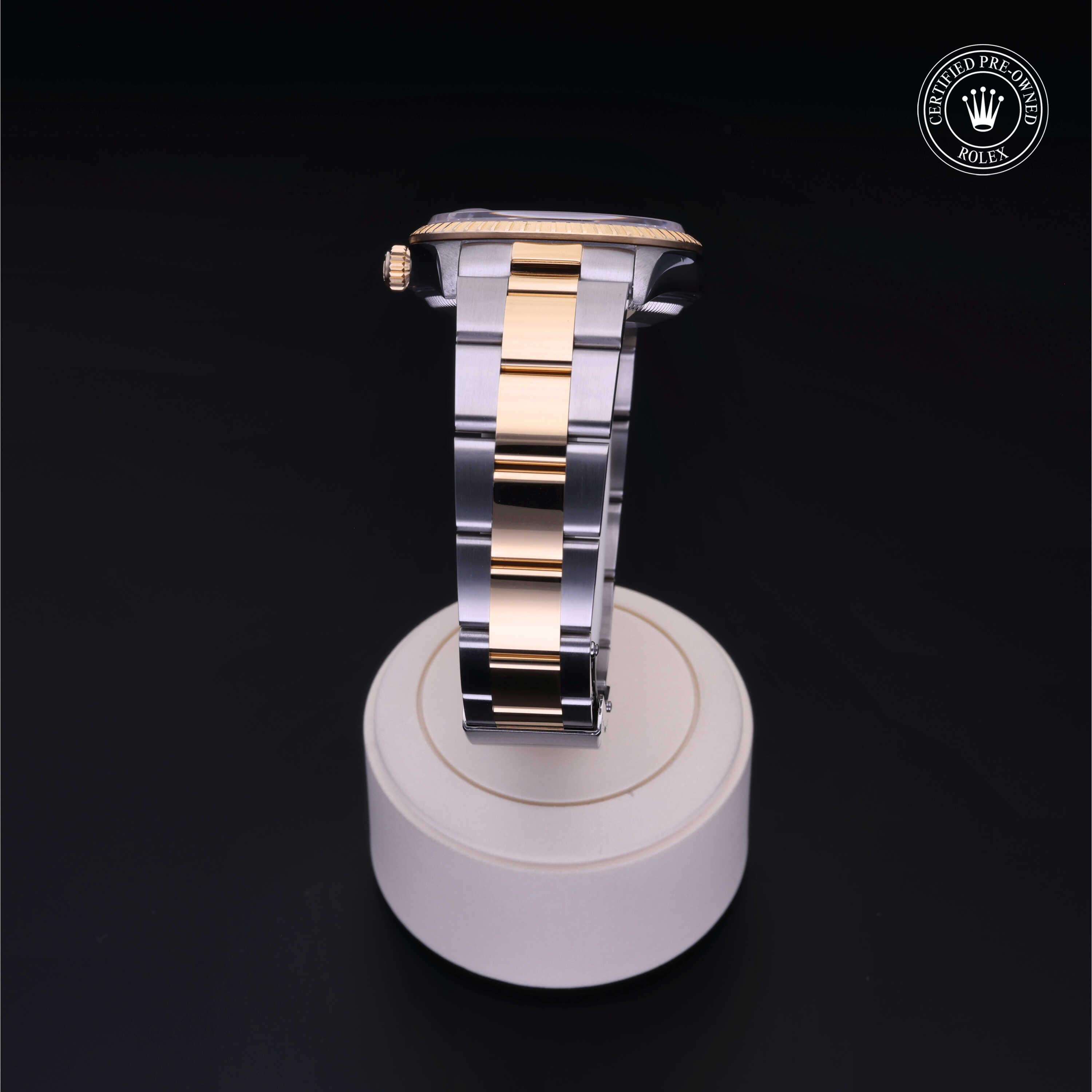 Oyster Perpetual  Date