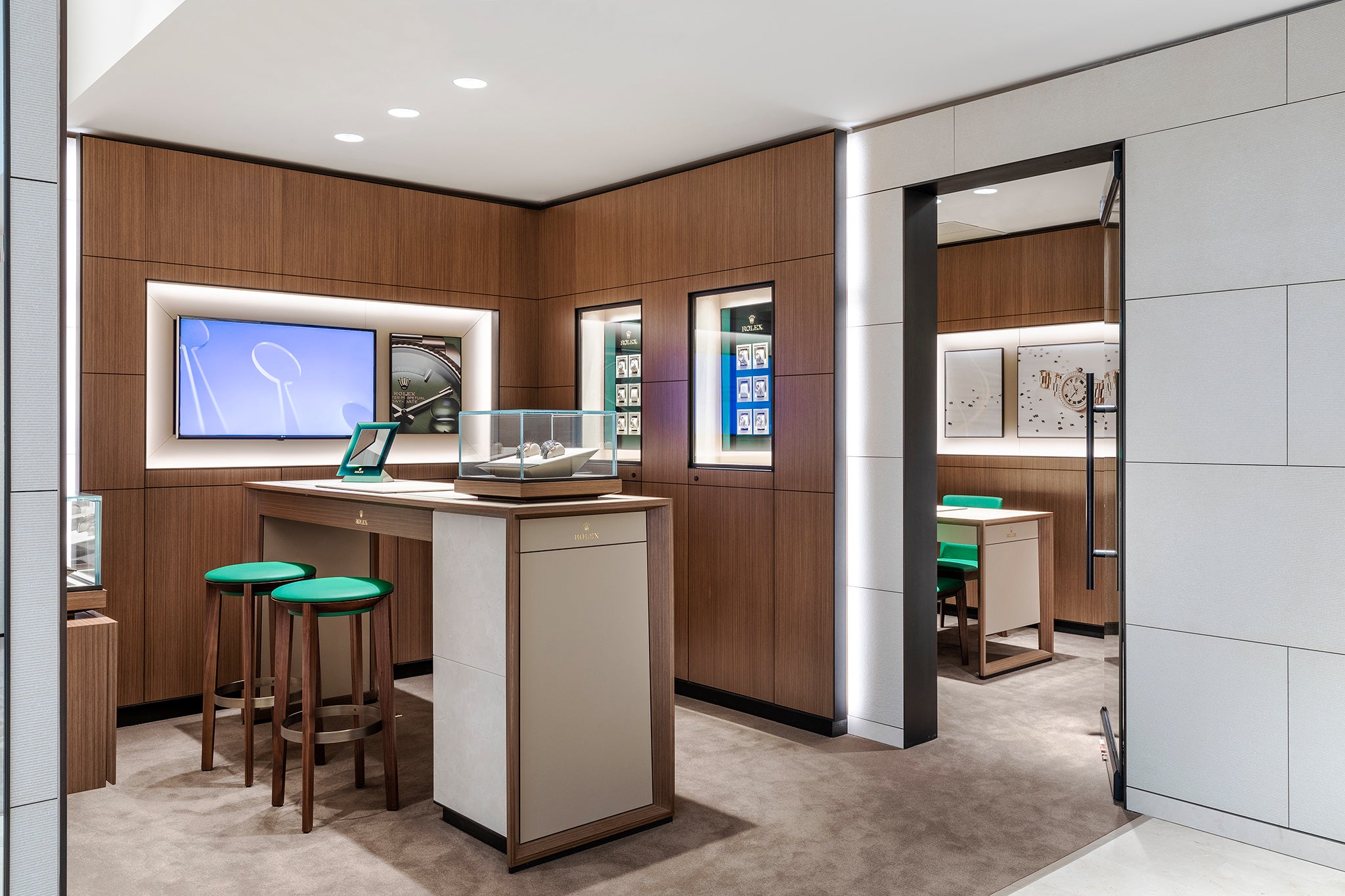 Meet our Rolex team - Lenox Jewelers