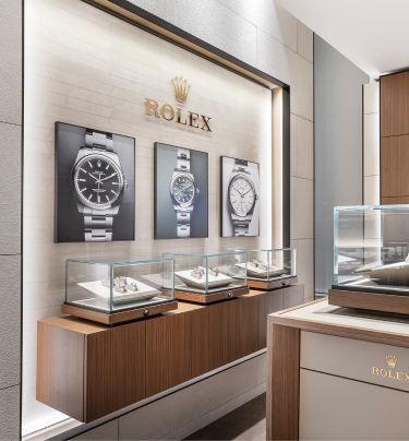Meet our Rolex team - Lenox Jewelers