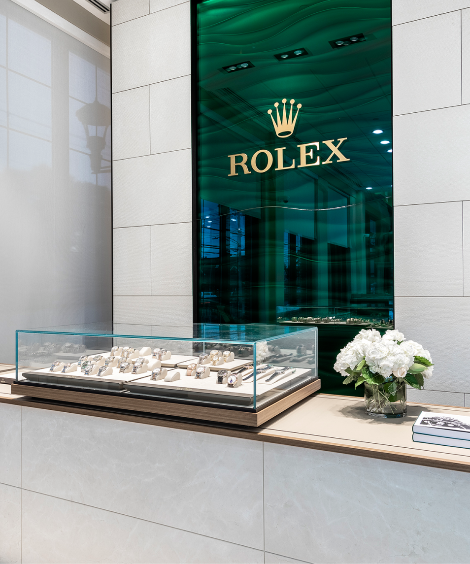 Explore the Rolex history - Lenox Jewelers