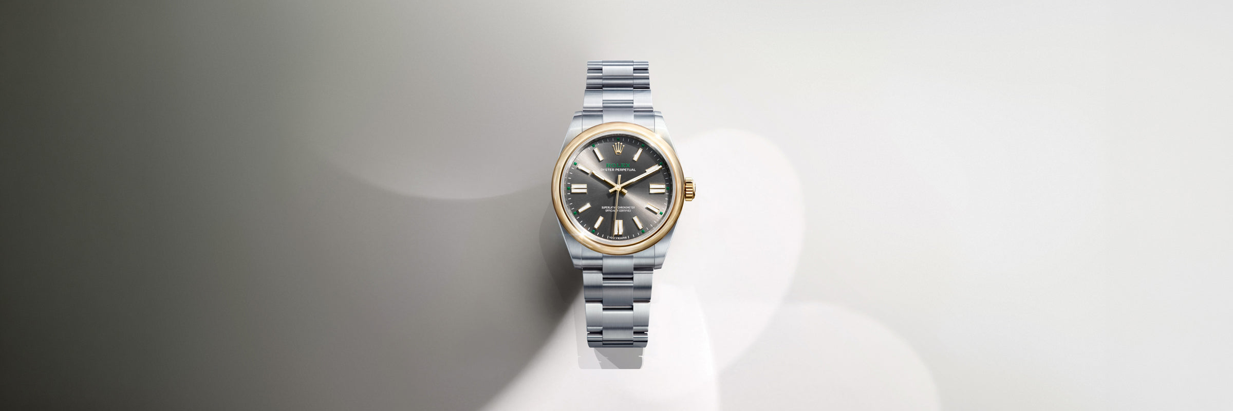 Rolex Oyster Perpetual in 18 kt Everose gold, M124205-0002 - Lenox Jewelers